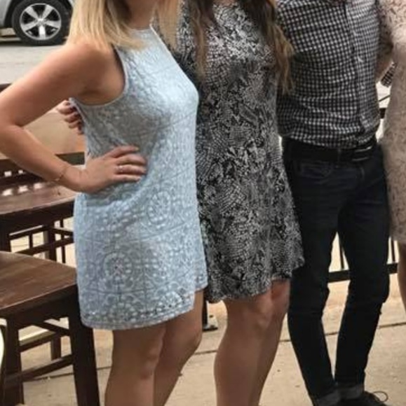 Baby blue lace Shift Dress - Picture 8 of 8